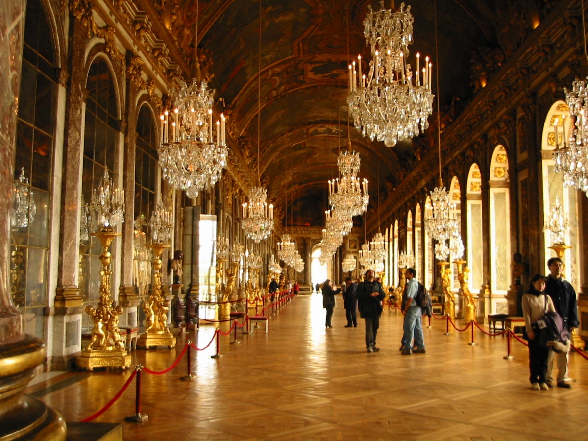 Интерьеры Версальского дворца.jpg