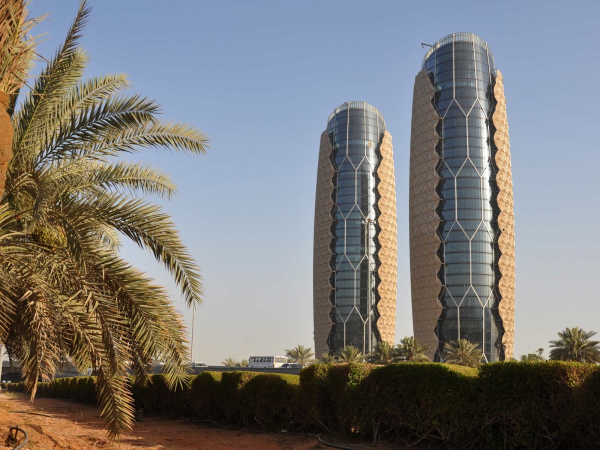Al Bahar Towers в Абу-Даби.jpg